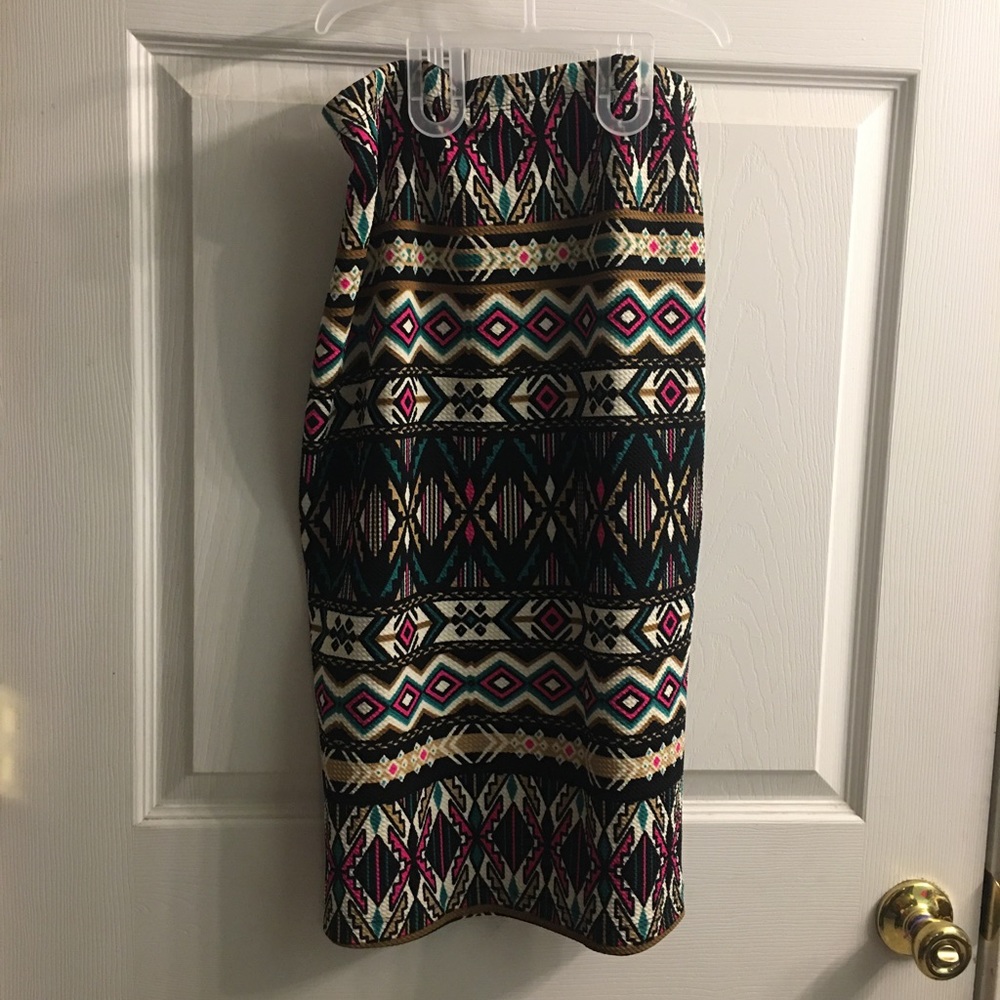 Snap size L pencil skirt
